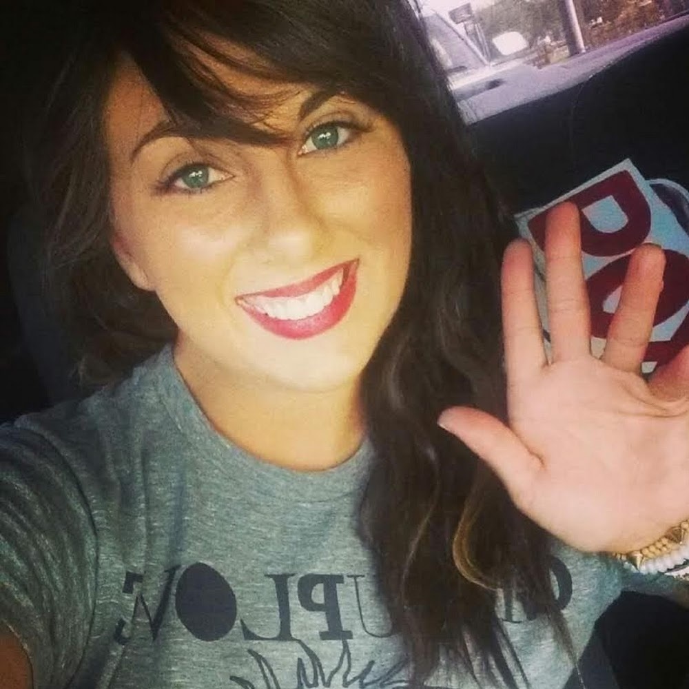 Meet your Posher, Kelsi